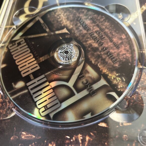 Garth Brooks The Entertainer CD 5 Disc Box Set w/ Tin 1991-2005 Country Music‎ - Picture 8 of 13